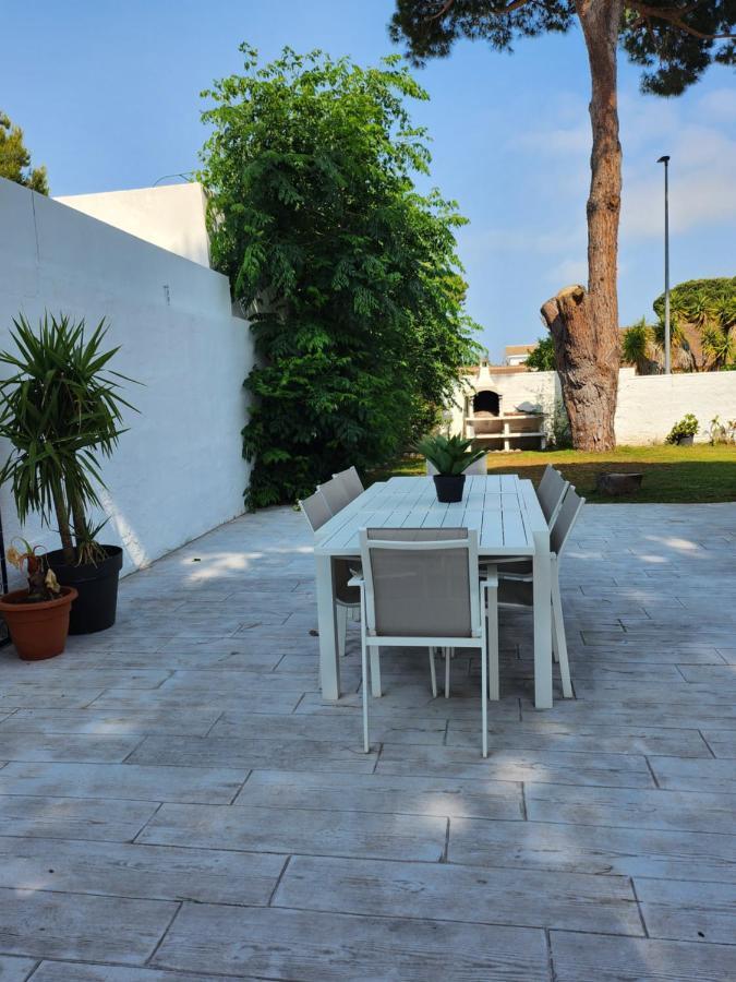 Villa Yoli 26 Con Piscina Y Jardin Cerca De La Playa Chiclana de la Frontera Exterior photo